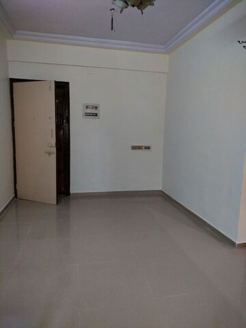 Room in 1 BHK Apartment at Dombivli East – for Sale