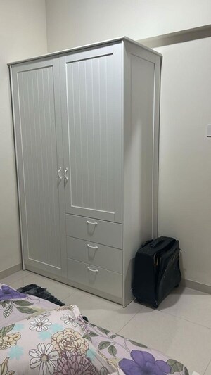 Bathroom in 3 BHK Apartment at Kalpataru Srishti Namaah, Mira Road – for Rent