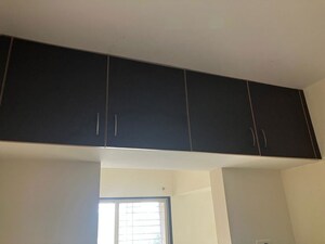 Furnished Amenities in 2 BHK Apartment at Brahma Avenue2, Kondhwa – for Sale