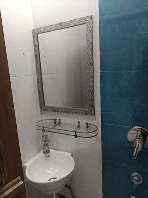 Bathroom in 3 BHK Builder Floor at S R Kalawati City II, Sector 49 – for Rent
