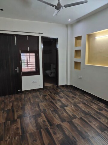 2 BHK Builder Floor For Rent in Unitech South City II, Sector 50