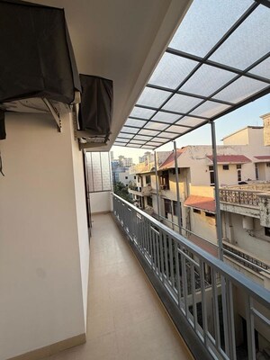Balcony in 3 BHK Independent House at DLF City Gurgaon, Sector 27 – for Rent