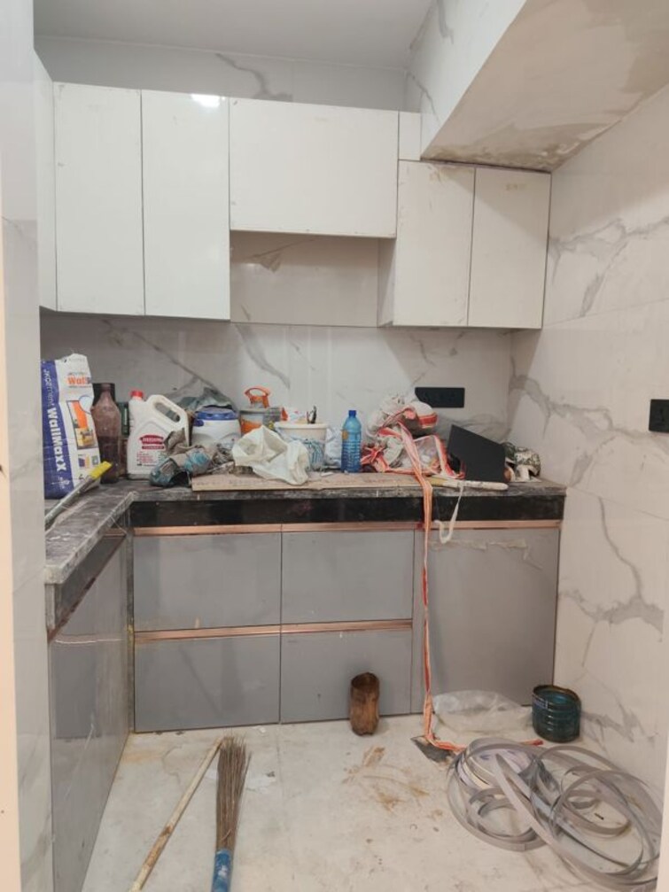 Kitchen, govindpuri 3 Bedroom 820 Sq.Ft. Builder Floor In Govindpuri Delhi 9978100