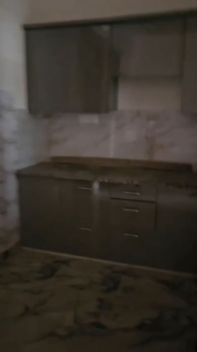 Kitchen, new-friends-colony 3 Bedroom 100 Sq.Yd. Independent House In Sanjay Nagar Ghaziabad 9978110