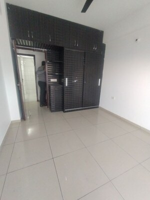 Furnished Amenities in 3 BHK Apartment at Gulshan Bellina, Sector 16 Greater Noida – for Rent