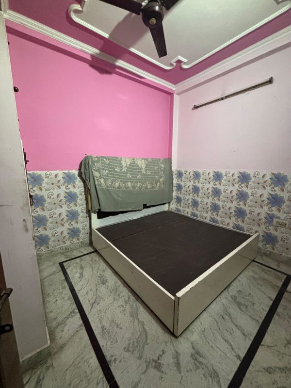1 BHK + Extra Room Independent House For Rent in Delta I Greater Noida