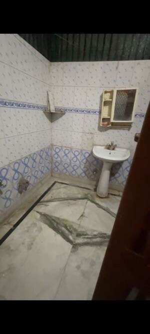 Bathroom in 1 BHK Independent House at Delta I Greater Noida – for Rent
