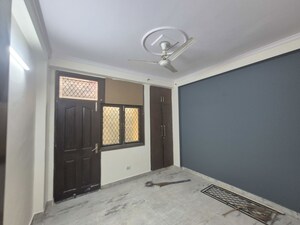 Master Bedroom in 1 BHK Builder Floor at Palm Residency Chhatarpur, Chattarpur – for Rent