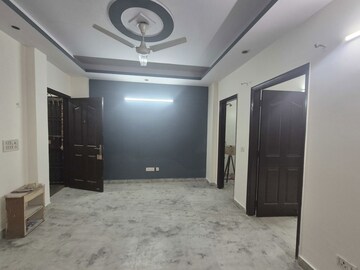 Living Room in 1 BHK Builder Floor at Palm Residency Chhatarpur, Chattarpur – for Rent
