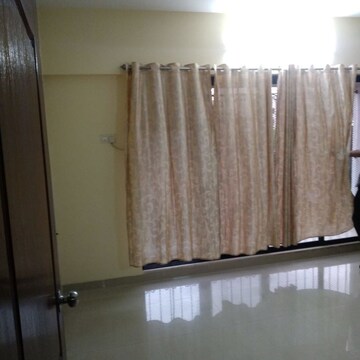 Bedroom in 2 BHK Apartment at Bhavani CHS, Dadar West – for Rent