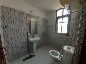 Bathroom in 3 BHK Apartment at City Pride Zirakpur, Ambala Highway – for Rent