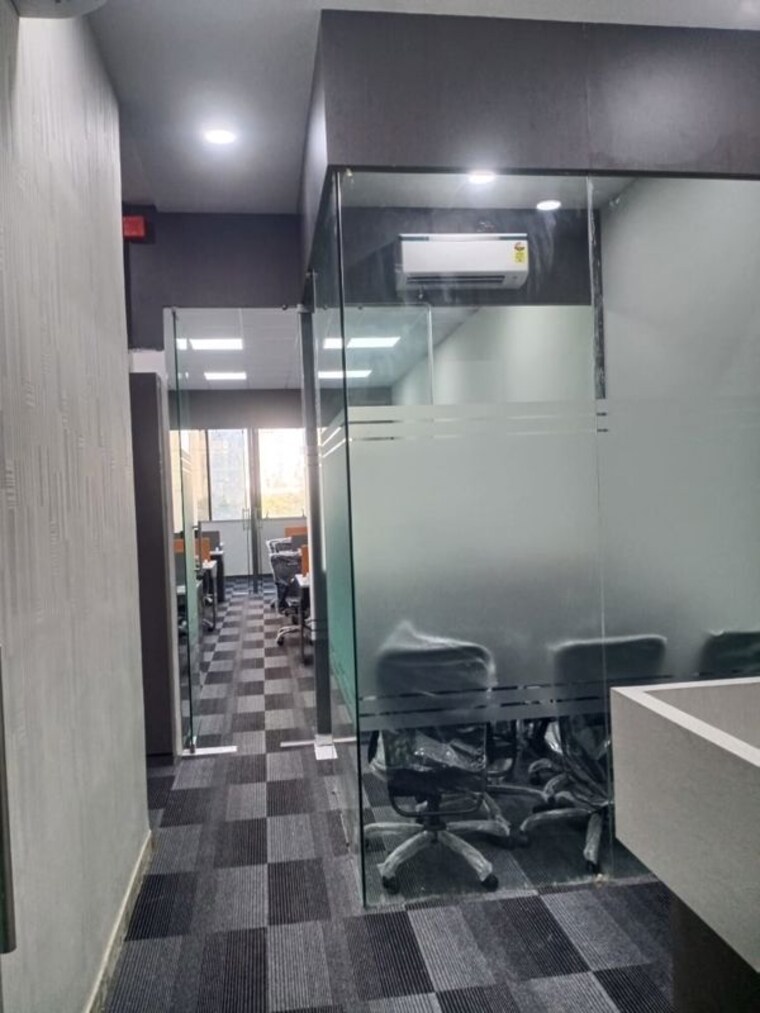 undefined, matoshree-quantum-tower Commercial Office Space 855 Sq.Ft. In Malad West Mumbai 9978295
