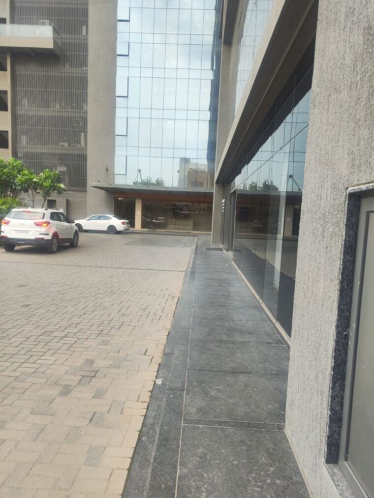 Exterior View, zion-z-one Commercial Office Space 1383 Sq.Ft. In Bodakdev Ahmedabad 9978290