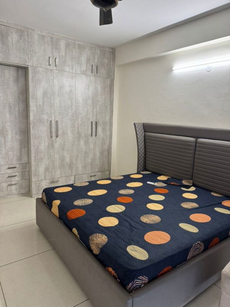 Bedroom, allwin-el-comercia 3 Bedroom 1780 Sq.Ft. Apartment In Nagla Road Zirakpur 9978287