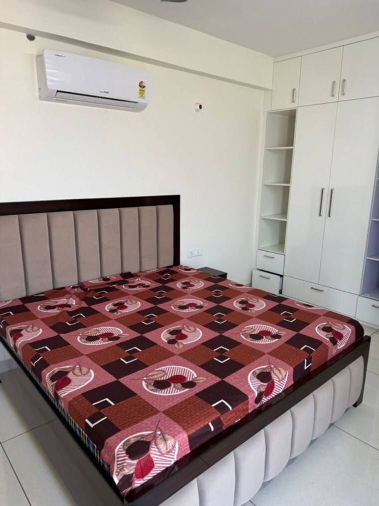 Bedroom, allwin-el-comercia 3 Bedroom 1780 Sq.Ft. Apartment In Nagla Road Zirakpur 9978287