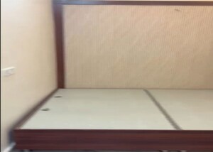 Room in 3 BHK Apartment at Indira Park – for Sale