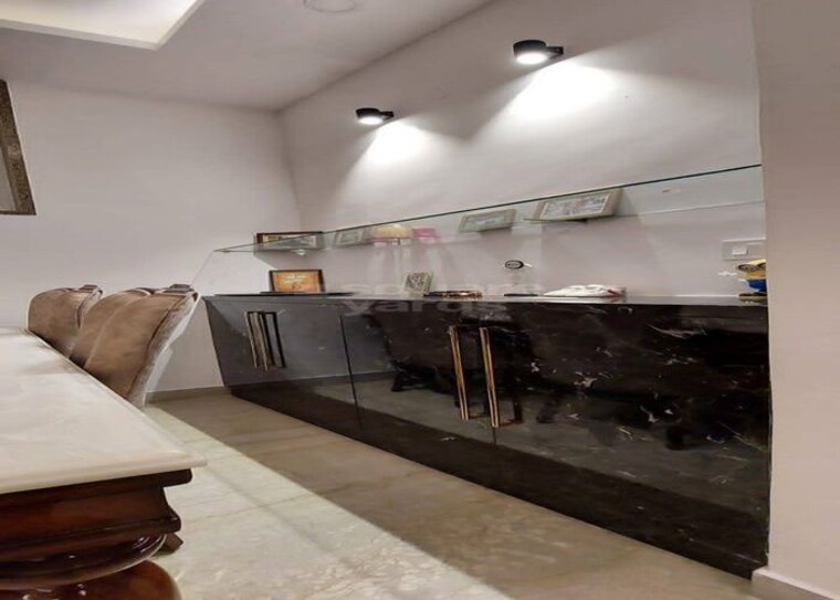 Room, vaishali extension 2 Bedroom 944 Sq.Ft. Independent House In Vaishali Extension Ghaziabad 9978480
