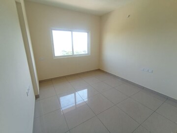 Room in 2 BHK Apartment at TVS Emerald Jardin, Singasandra – for Sale