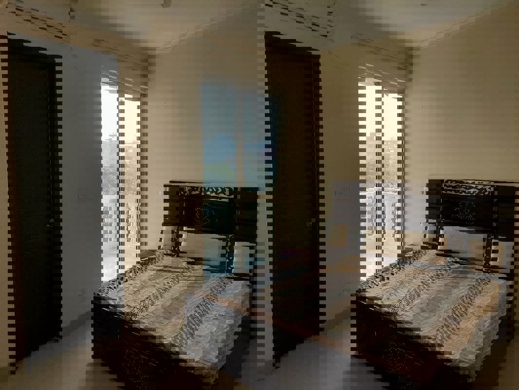 5 BHK + Study Room 1652 Sq.Ft. Builder Floor in Ansal API Esencia