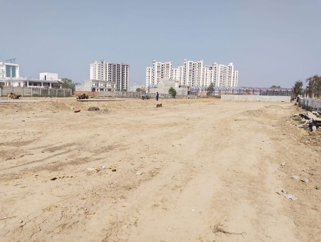 Plot For Sale in Ansal Sushant Golf city