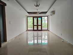 4 BHK + Servant Room Builder Floor For Rent in Defence Colony