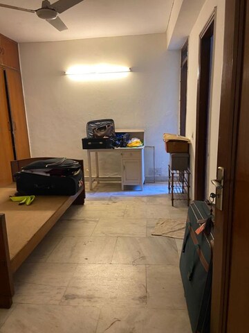 Bedroom in 2 BHK Apartment at Kailash Colony – for Rent