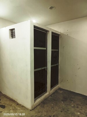  Showroom – Exterior View View at Yusufpur - for Rent