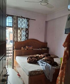 1 BHK + Pooja Room Apartment For Rent in Hazratganj