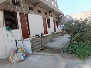 1 RK Independent House – Exterior View View at Yusufpur - for Rent