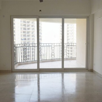 Room in 3.5 BHK Builder Floor at ATS Kocoon, Babupur Village – for Rent