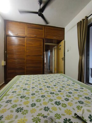 Bedroom in 2 BHK Apartment at Drashti Shanti Garden, Mira Road – for Sale
