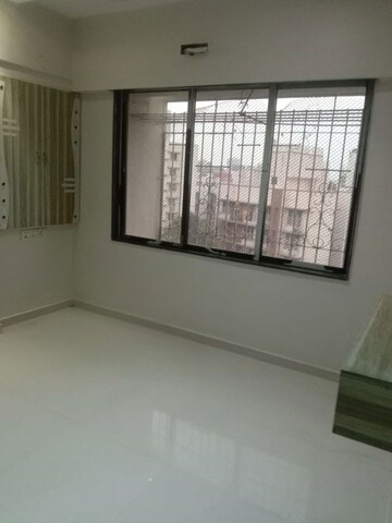 Room in 1 BHK Apartment at Madhuban CHS Dahisar West, Dahisar West – for Sale