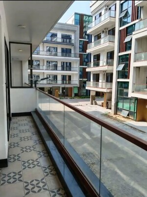 Balcony in 3 BHK Builder Floor at Signature Global City 63A, Sector 63a – for Rent
