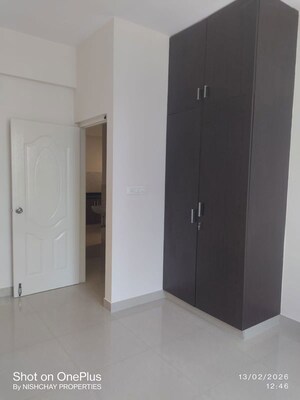 Room in 2 BHK Apartment at Banaswadi – for Rent