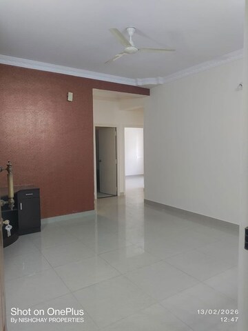 Room in 2 BHK Apartment at Banaswadi – for Rent