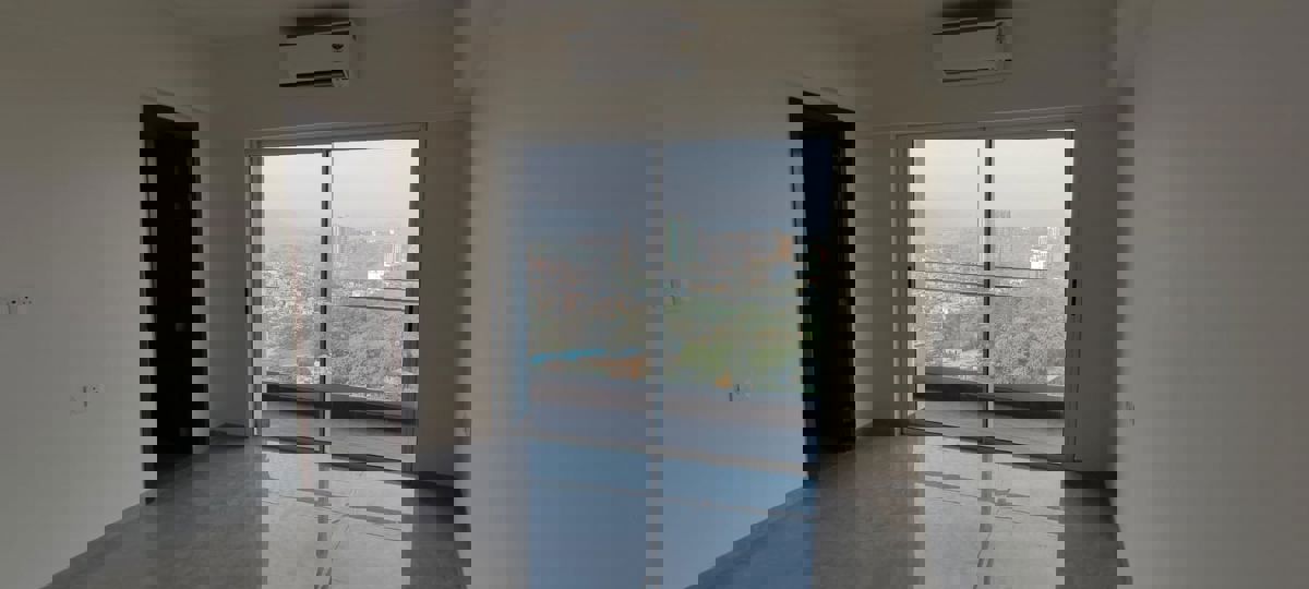 1 BHK + Pooja Room 600 Sq.Ft. Apartment in Chandak 34 Park Estate