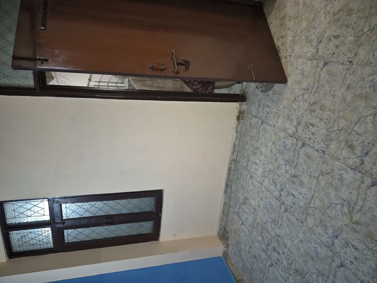 undefined, mayur vihar 2.5 Bedroom 450 Sq.Ft. Builder Floor In Mayur Vihar Delhi 9978965