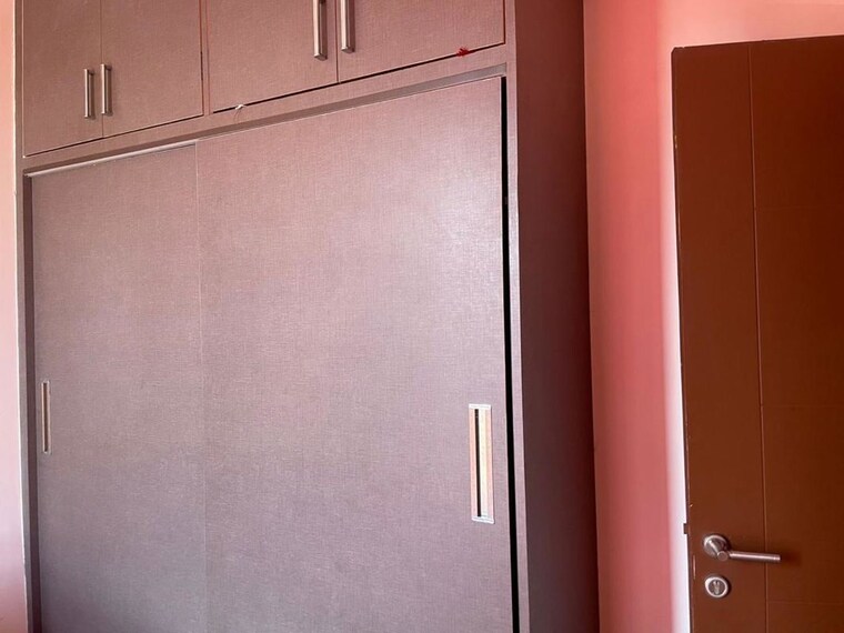 Room, emaar-emerald-estate 3 Bedroom 1395 Sq.Ft. Apartment In Sector 65 Gurgaon 9978973