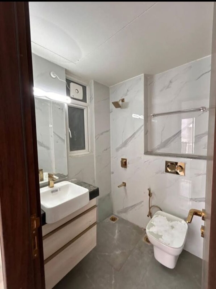 Bathroom, smart-world-orchard 3 Bedroom 1680 Sq.Ft. Builder Floor In Sector 61 Gurgaon 9978978