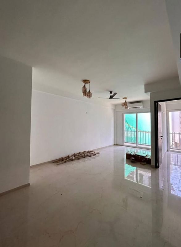 3 BHK Builder Floor For Rent in Smart World Orchard