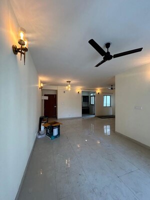 Room in 3 BHK Apartment at The Omaxe State, Sector 19b Dwarka – for Rent