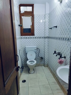 Bathroom in 2 BHK Builder Floor at RWA Apartments Sector 52, Sector 52 – for Rent