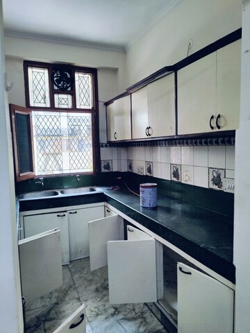Kitchen in 2 BHK Builder Floor at RWA Apartments Sector 52, Sector 52 – for Rent