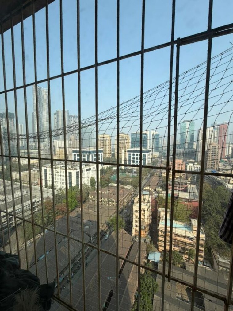 Balcony, parel Pg For Girls In Parel 9979001