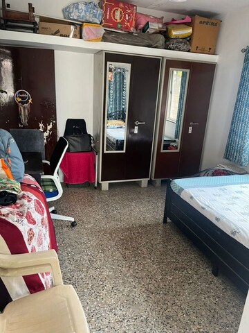 Bedroom in 2 BHK Apartment at Sakal Nagar CHS, Aundh – for Rent