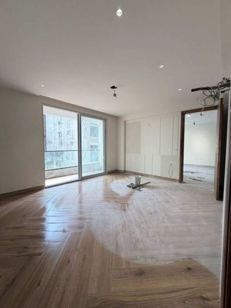 Room, dda-ews-houses 3.5 Bedroom 2250 Sq.Ft. Apartment In Manglapuri Delhi 9979044