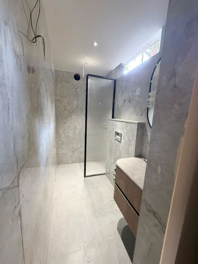 Bathroom, dda-ews-houses 3.5 Bedroom 2250 Sq.Ft. Apartment In Manglapuri Delhi 9979044