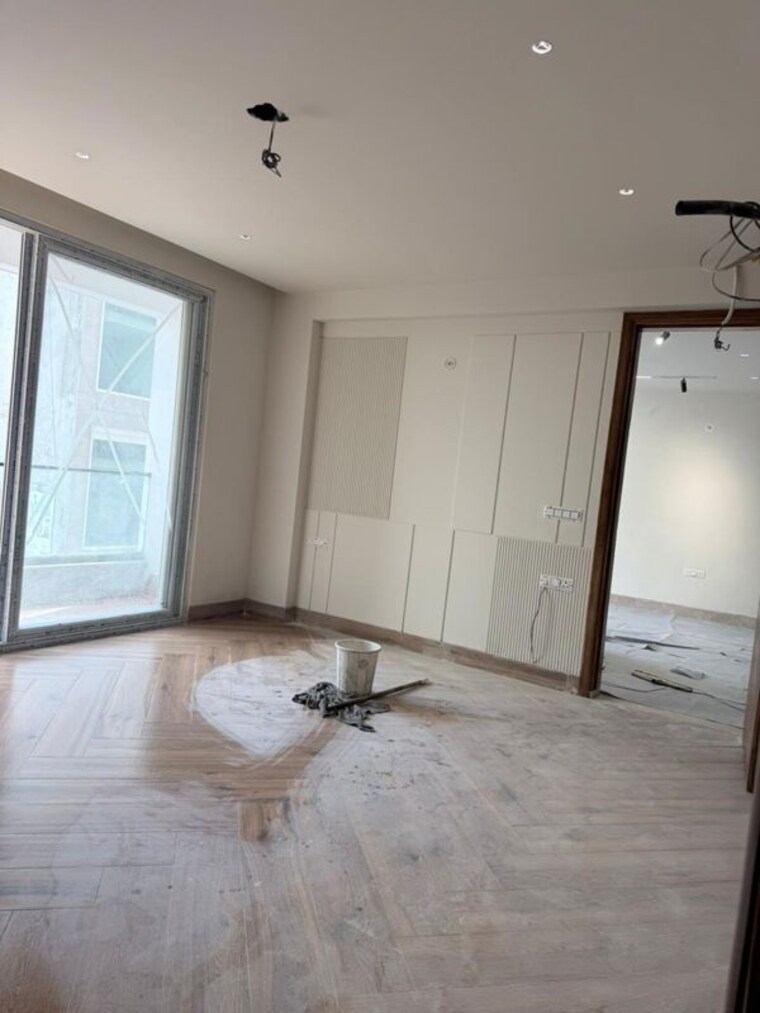 Room, dda-ews-houses 3.5 Bedroom 2250 Sq.Ft. Apartment In Manglapuri Delhi 9979044