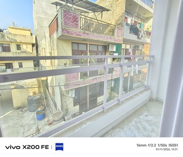 Balcony in 2 BHK Builder Floor at Saket – for Rent