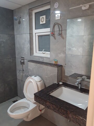 Bathroom in 3 BHK Apartment at Thakkarwal – for Rent